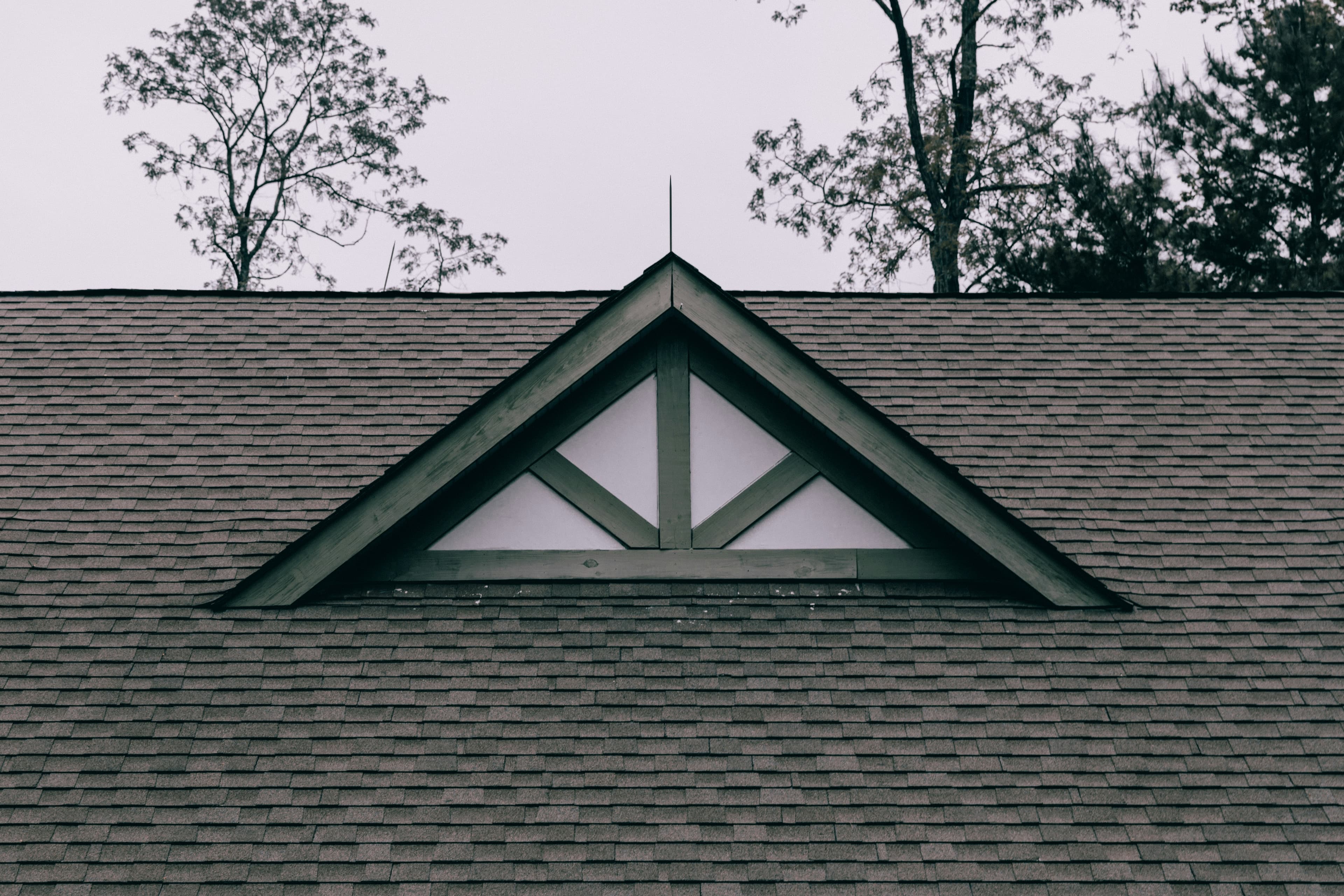 How to Choose the Right Roofing Material